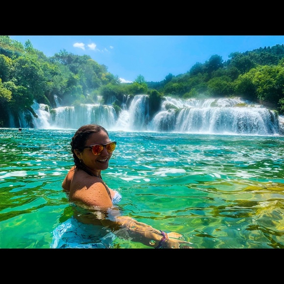 Meet your Posher, Nori - Picture 3 of 6